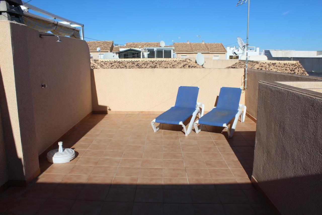 Bungalow With 2 Bedrooms And Roof Terrace In The Center Of La Zenia. Free Wifi. Orihuela Exterior photo